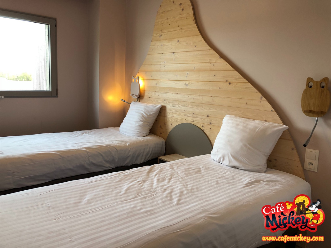 7128AF50-F1F3-4546-81B2-3475AE98EA9A