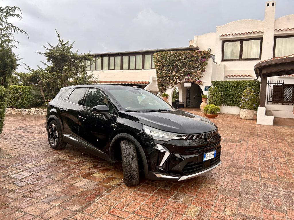 Жаркий сентябрь на побережье Тирренского моря.