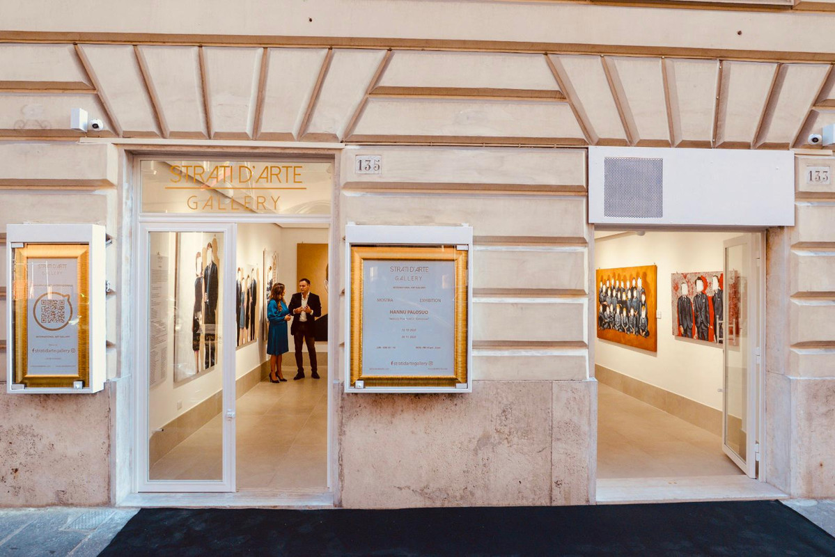 Hannu Palosuo, il vernissage alla Strati D’Arte Gallery di Roma Hannu Palosuo, il vernissage alla Strati D’Arte Gallery di Roma