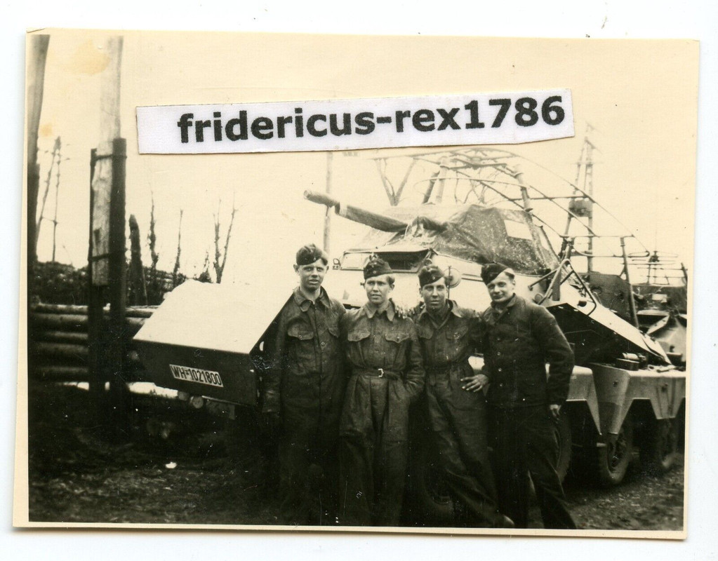 G73 Foto 1.Pz SpKp Ostfront Kampfraum Charkow Panzerspähwagen SdKfz 232 HKL 1943