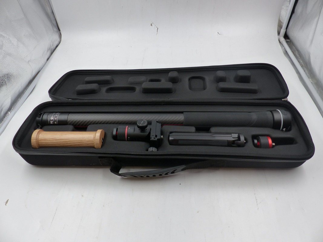 MOZA SPD02 MOTORIZED MONOPOD