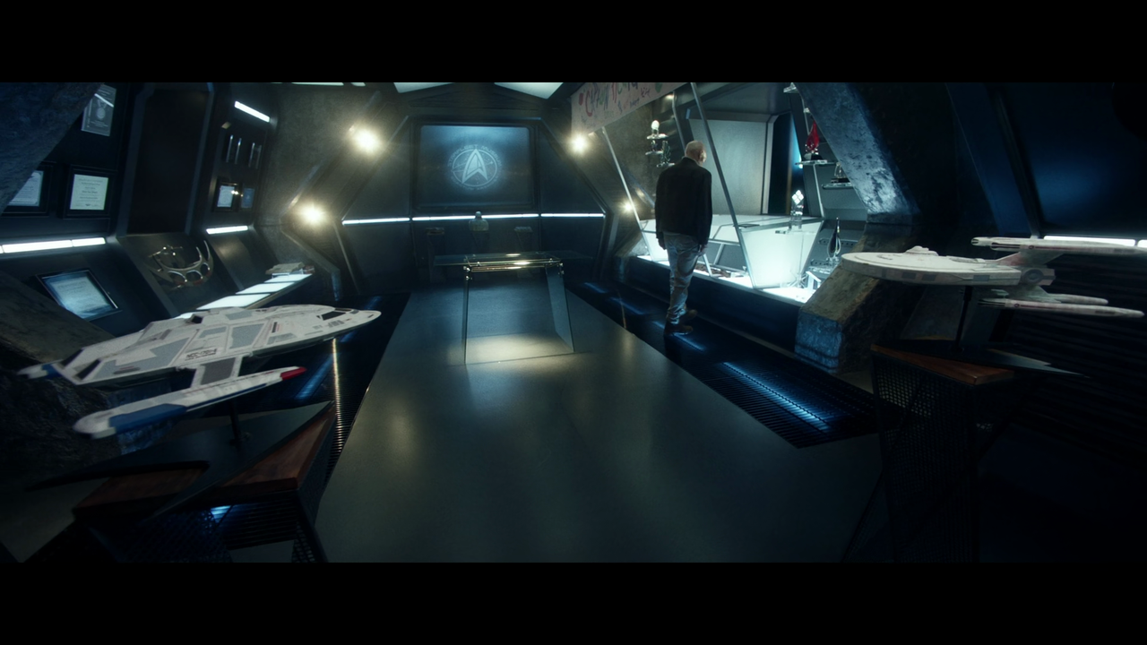 Star Trek Picard (2020) S01E01 Remembrance (1080p AMZN Webrip x265 10bit EAC3 5.1 - Goki)