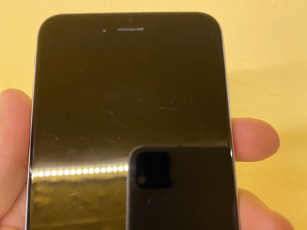 iPhone 6 Plus 16gb argento schermo graffi