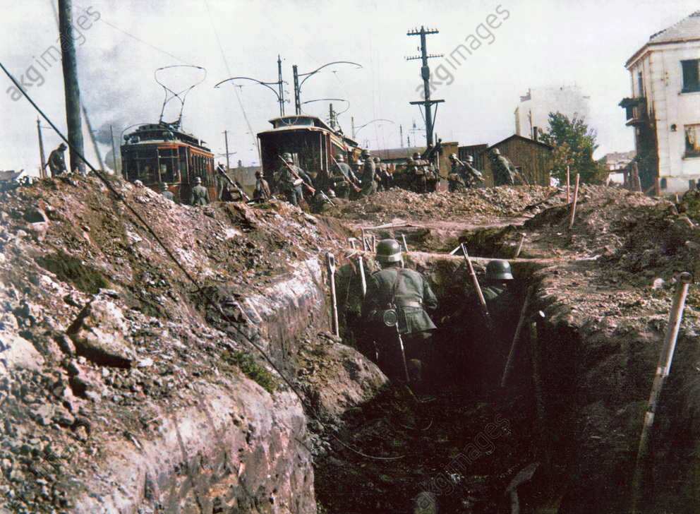 German Soldiers in a Trench in Warsaw  Photo, 1939 (2)