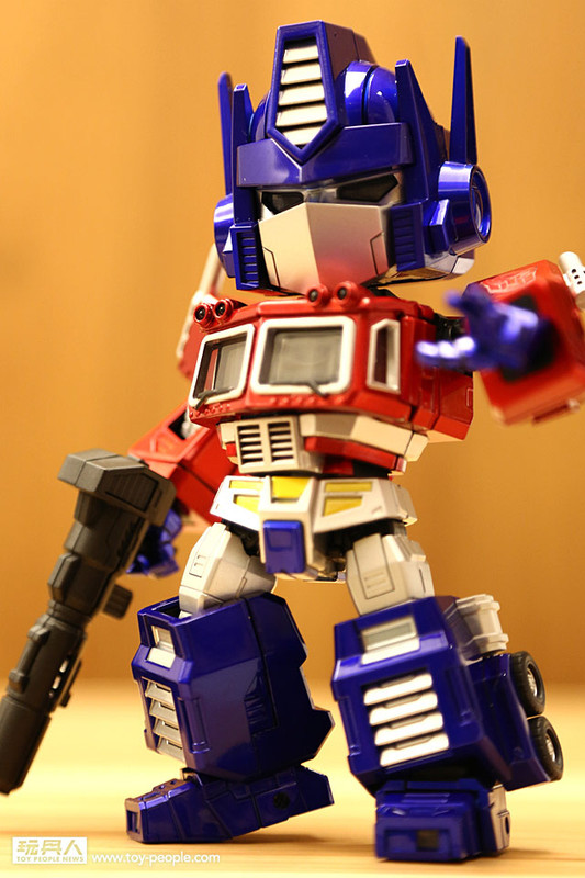 Kids-Logic-SD-Optimus-Prime-001_1386786049