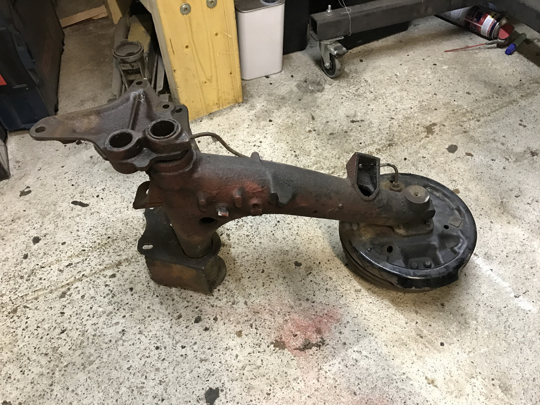 Restauration 4L (1011)