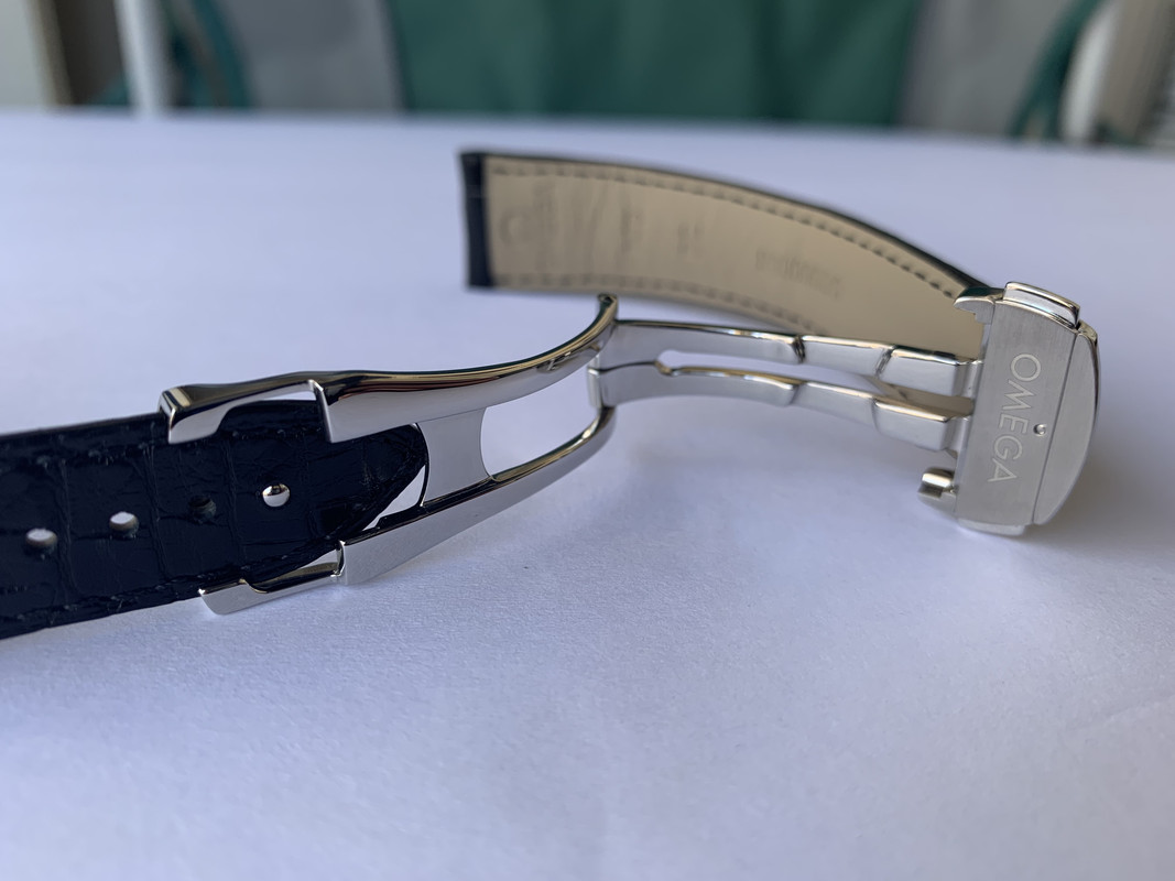 519F88A5-B636-49C8-94CD-B0CEEB3BF663