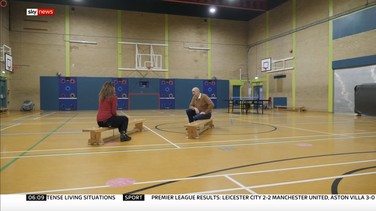 12.27 - 06.00.00 - Sky News @ Breakfast. Latest news headlines, compr....ts_snapshot_10.04.503