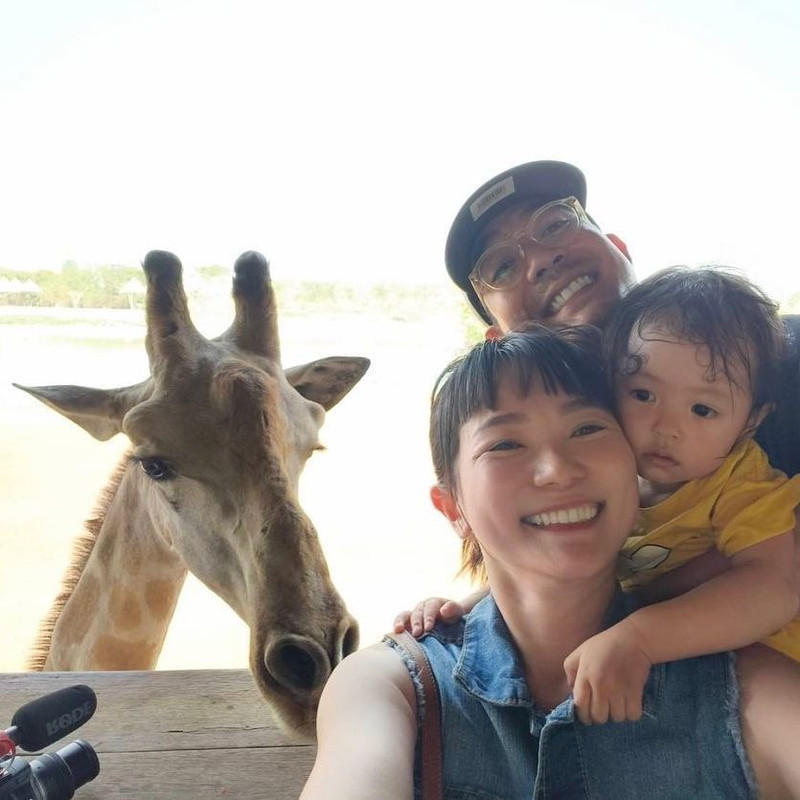 vikkiiexplorer-1713775582-3351714974656890958-54255420614