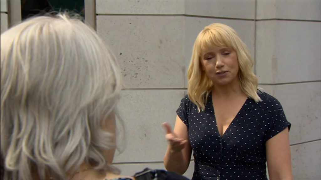 BBC London News_20210829_18501900.ts_snapshot_06.38.006