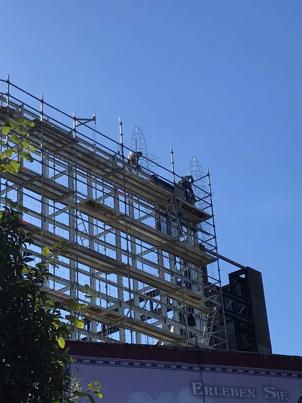 1DC1DF35-8D3C-4959-998C-130AE5BC8215