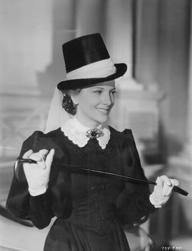 joan_fontaine_b33