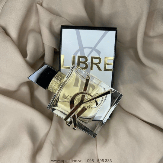 Yves-Saint-Laurent-Libre-EDP-14.png