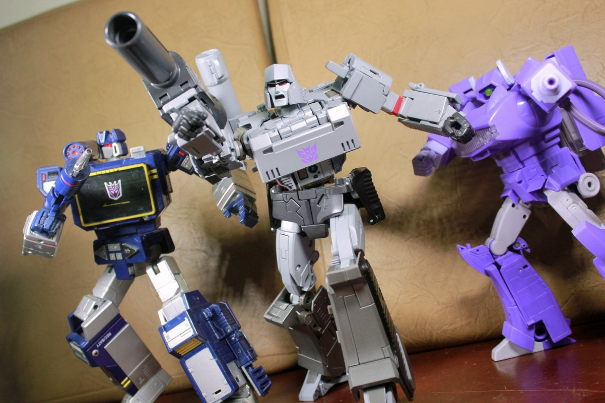 1490725744-mp-megs-06