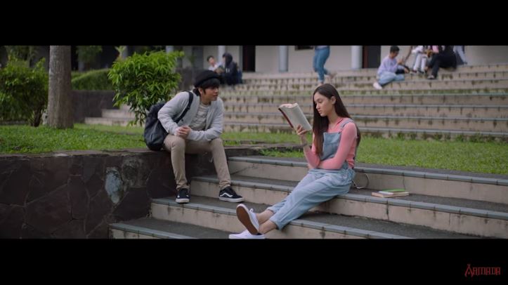 Video musik Awas Jatuh Cinta dari Armada.