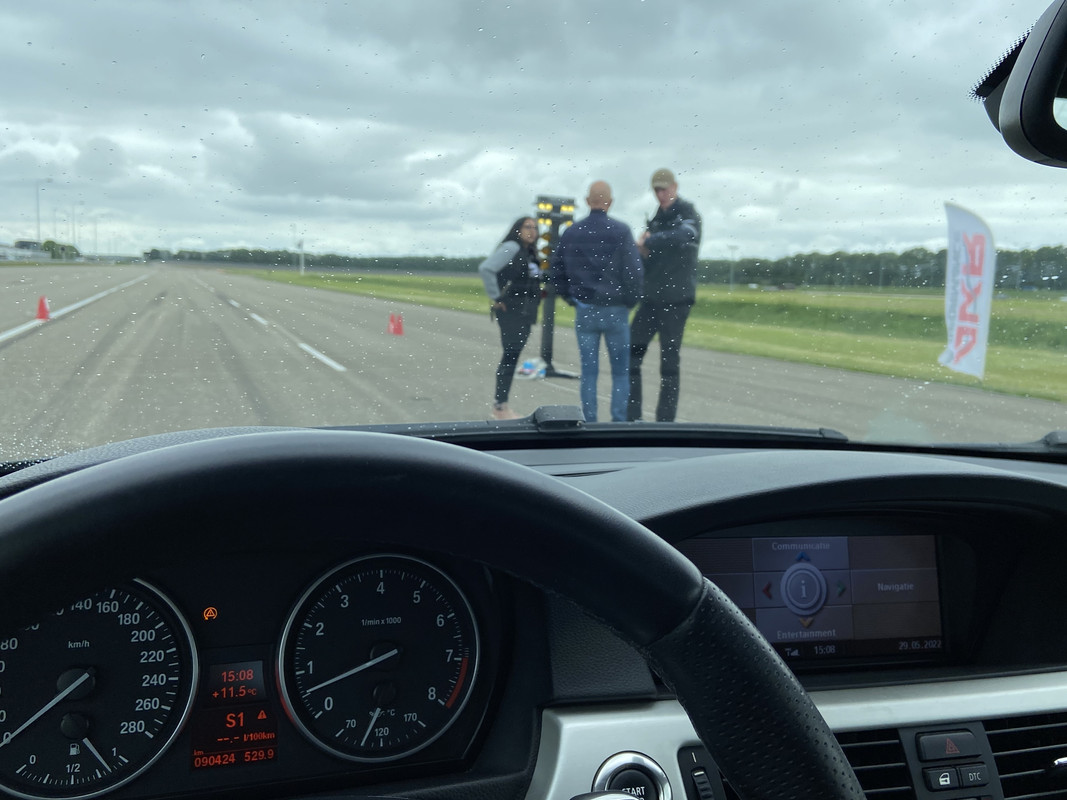 907E6221-D7FE-40E3-B136-2DCD019D8FF2