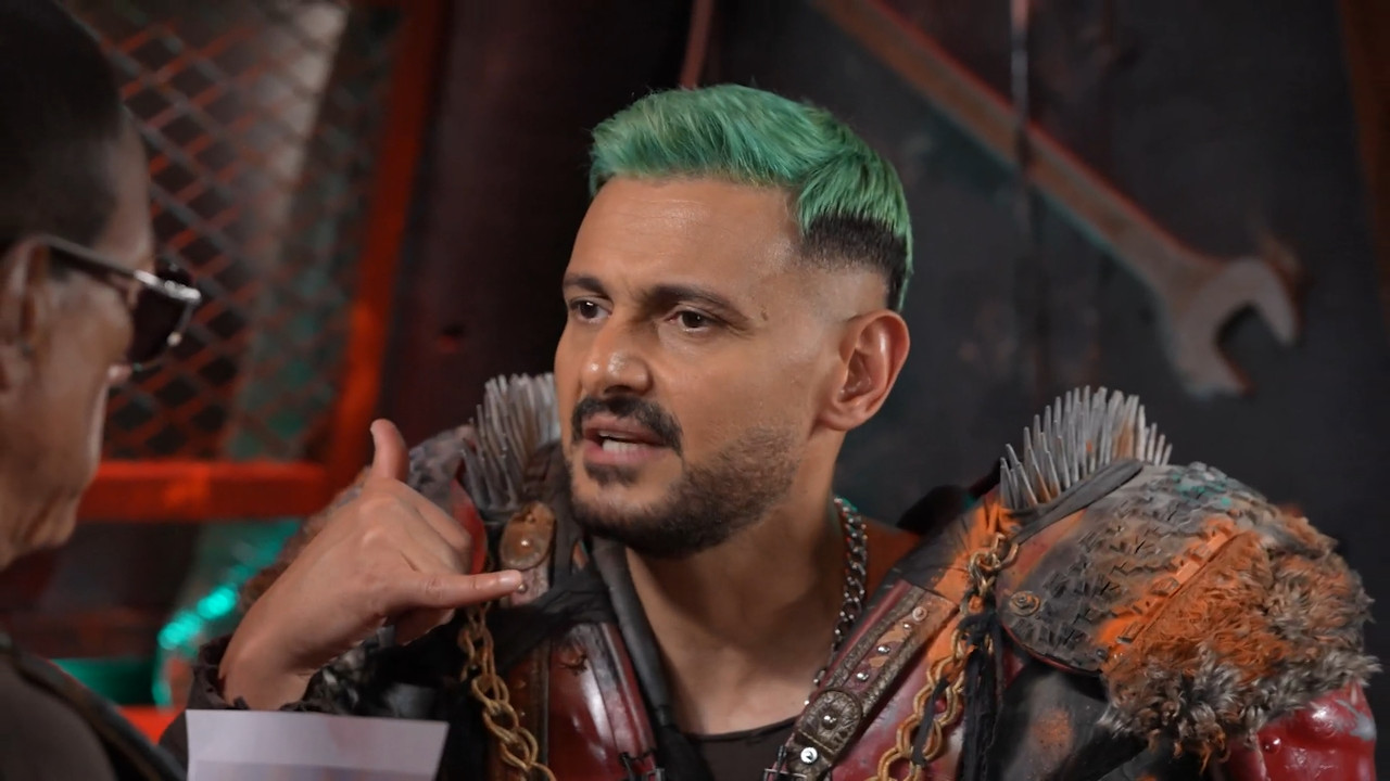 Ramez.Movie.Star.S01E18.1080p.SHAHID.WEB-DL.AAC2.0.H.264.mkv_snapshot_05.05.483