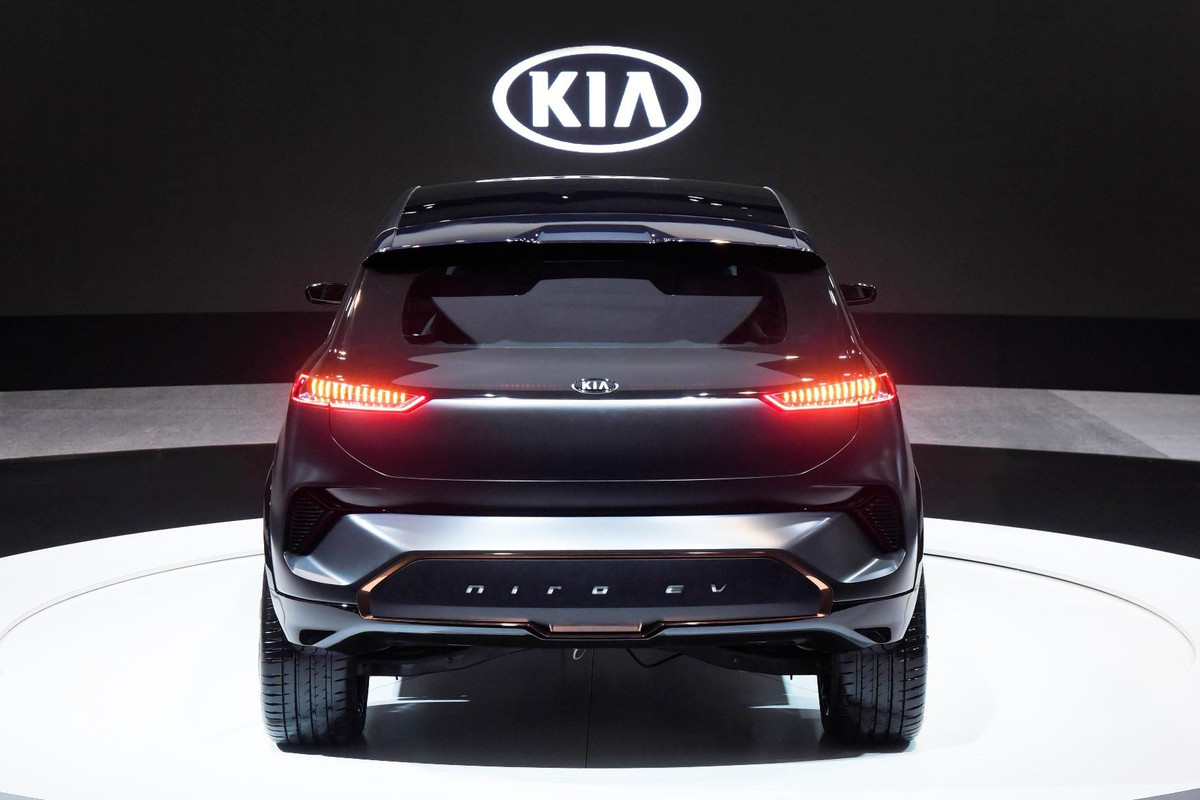 2019 Kia e-Niro (11)