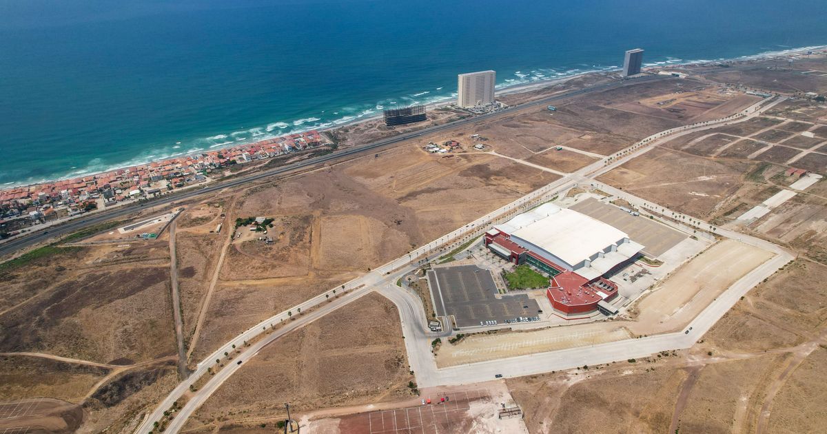 Terrenos comerciales e industriales en venta en Baja California