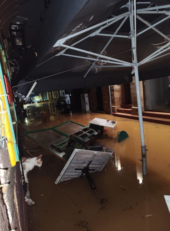 ΑΝΑΔΕΙΧΘΗΚΕ ΣΕ ΟΛΟ ΤΟ ΜΕΓΑΛΕΙΟ Η ΑΝΙΚΑΝΟΤΗΤΑ ΚΑΙ Η ΓΥΜΝΙΑ ΜΙΑΣ ΑΠΡΟΕΤΟΙΜΑΣΤΗΣ ΔΗΜΟΤΙΚΗΣ ΑΡΧΗΣ