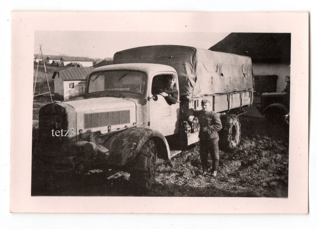 Russland Ukraine Quartier Hütte Gehöft Soldaten 