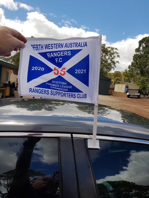 Car Flag1