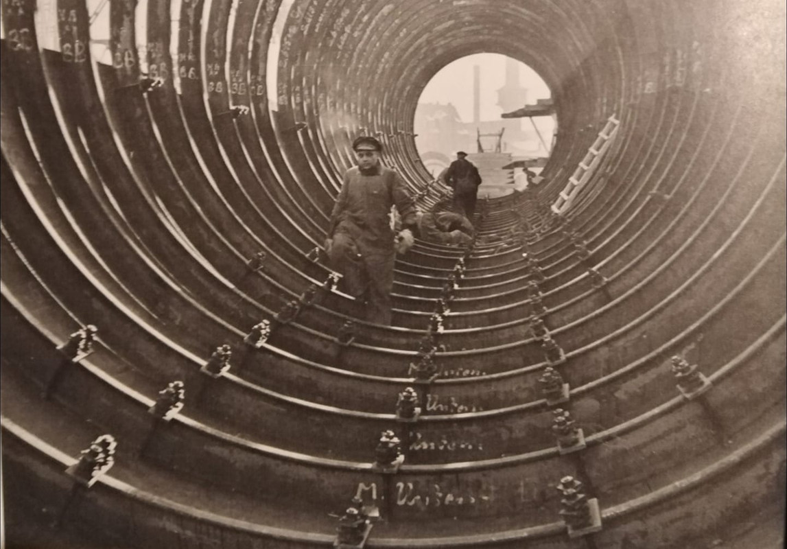 U-Boot im Bau, Germania-Werft (Kiel) via Moritz Richter ORIGINAL