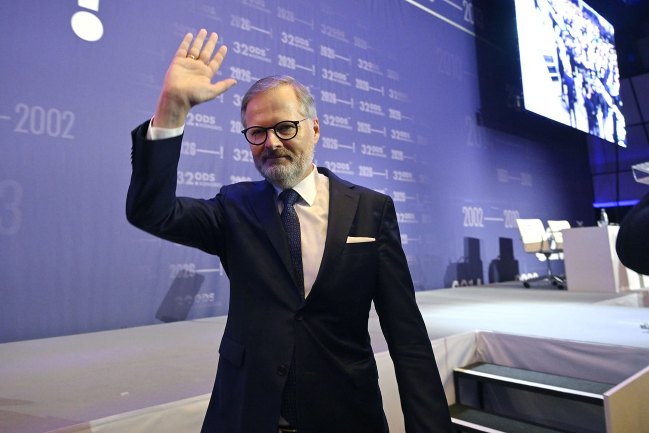 57471b5b45222b50545c8843300f5697