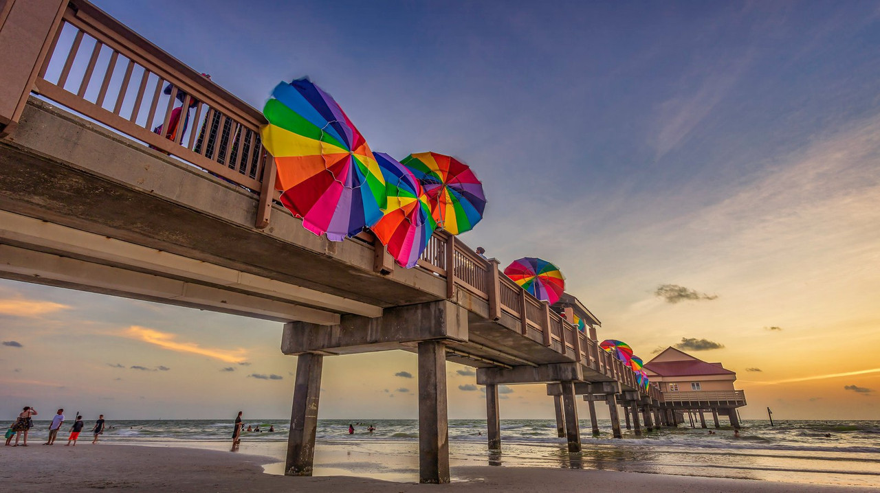 multi-umbrella-pier-dis1.jpg