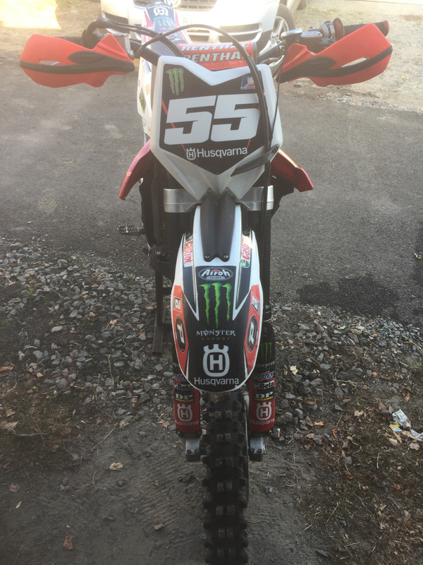 262677D2-CEC3-4D82-8050-F1DAF4A3D2D7