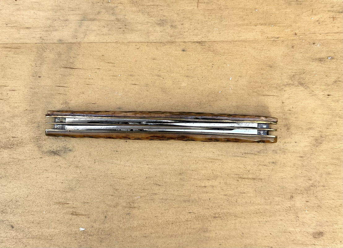 65E4A6C8-5E0A-41AA-8AB4-94428AEED9AB