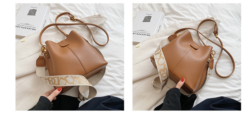 Bolso bandolera pequeño de Piel sintética para Mujer, tipo Cube, informal, de alta calidad y a la moda. - details 4