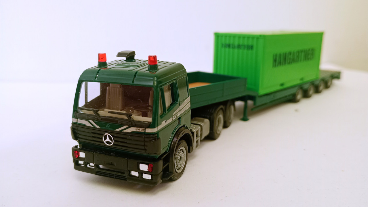 Mach (3887)