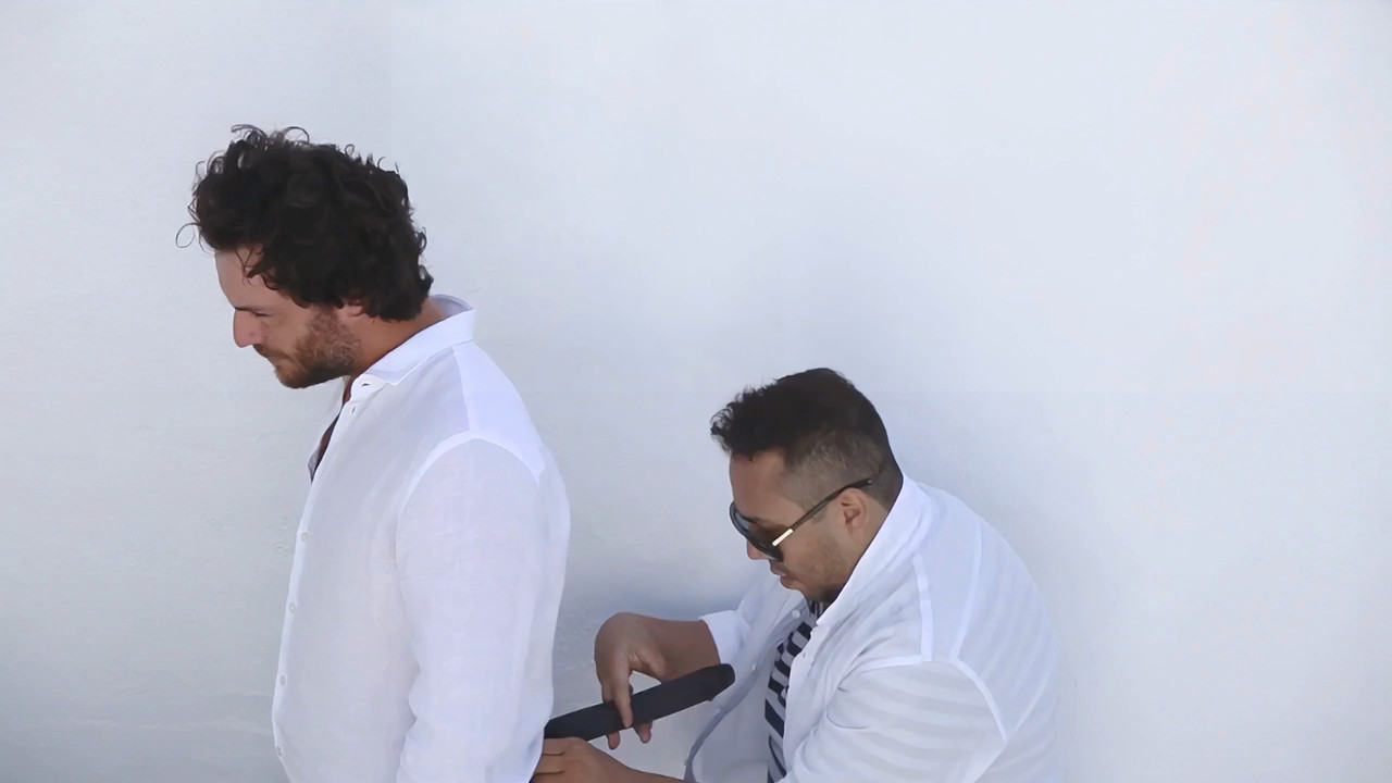 IstoÉ Gente _ Making-of Photoshoot _ Alinne Moraes e Rodrigo Lombardi.ts_snapshot_01.19.139