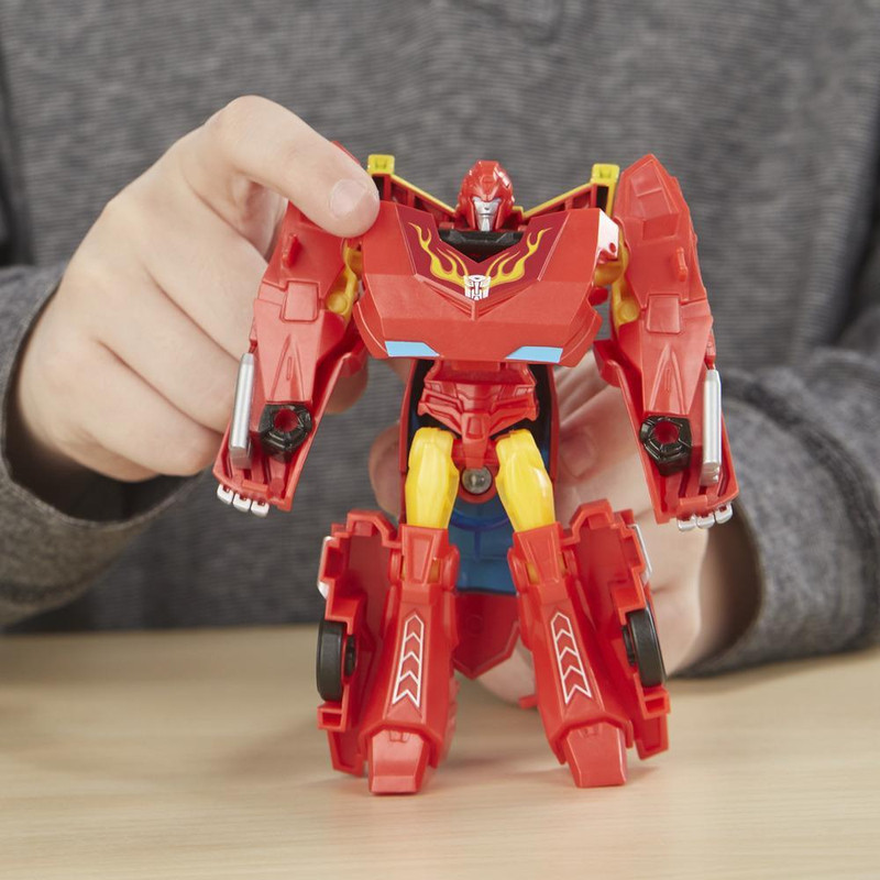 40-Cyberverse-Warrior-Class-Hot-Rod