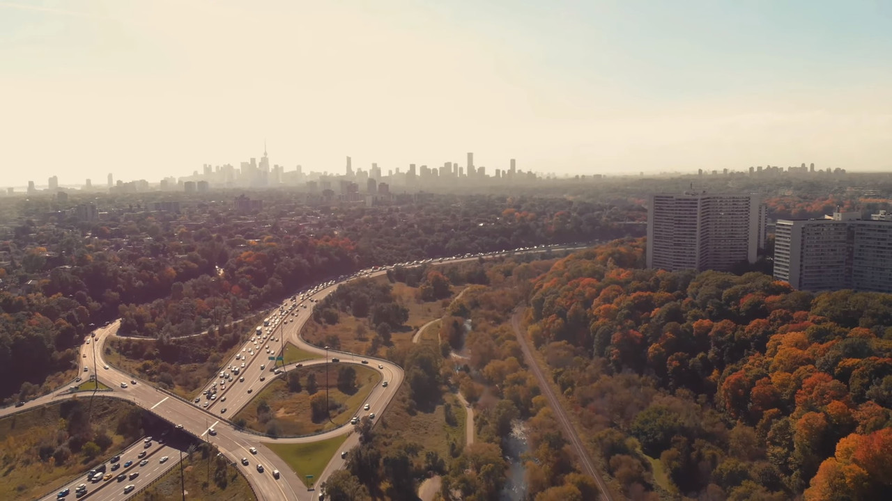 aerial373_O1VYmU1B1DY