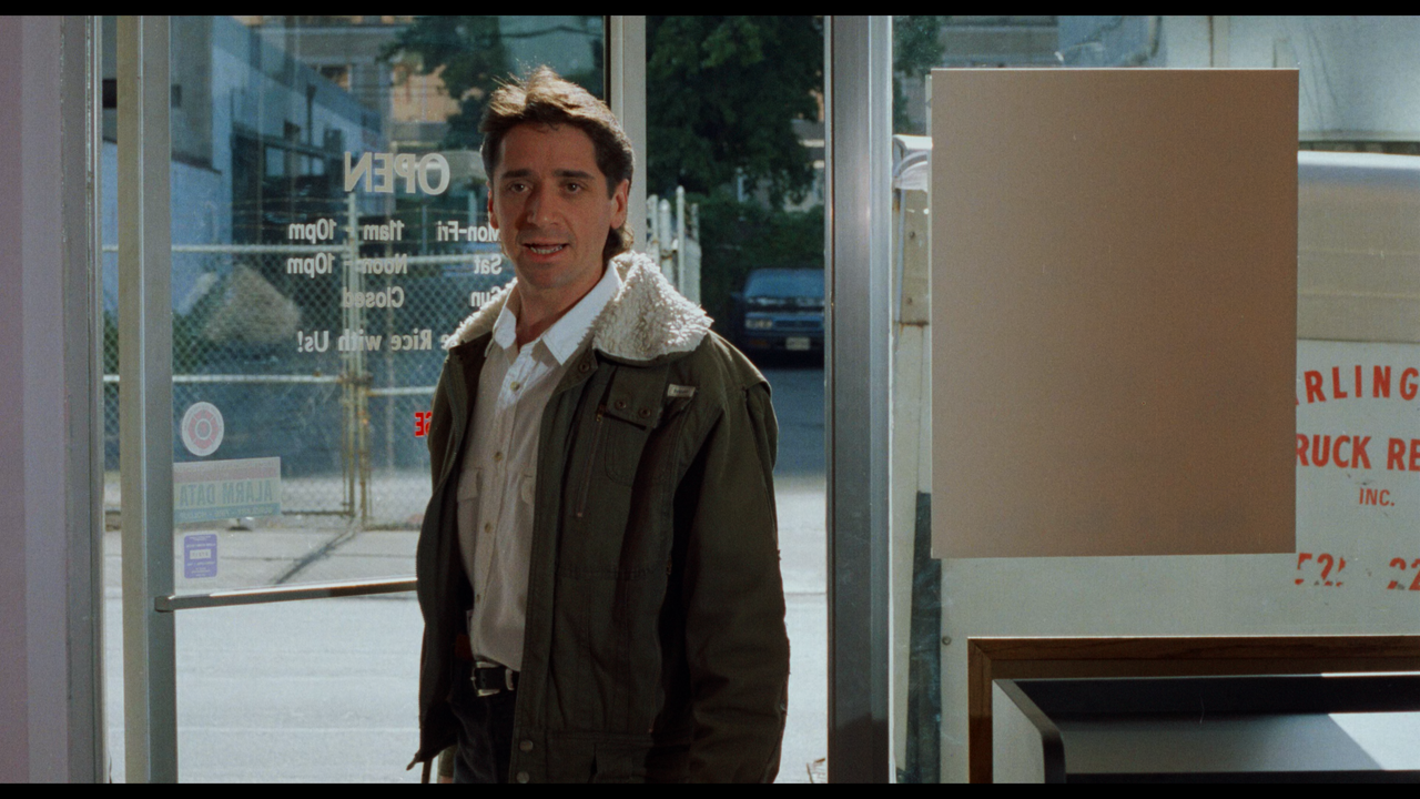 Undefeatable.1993.2160p.BDREMUX.HDR10.HEVC-Нечипорук.mkv_snapshot_00.04.37.861