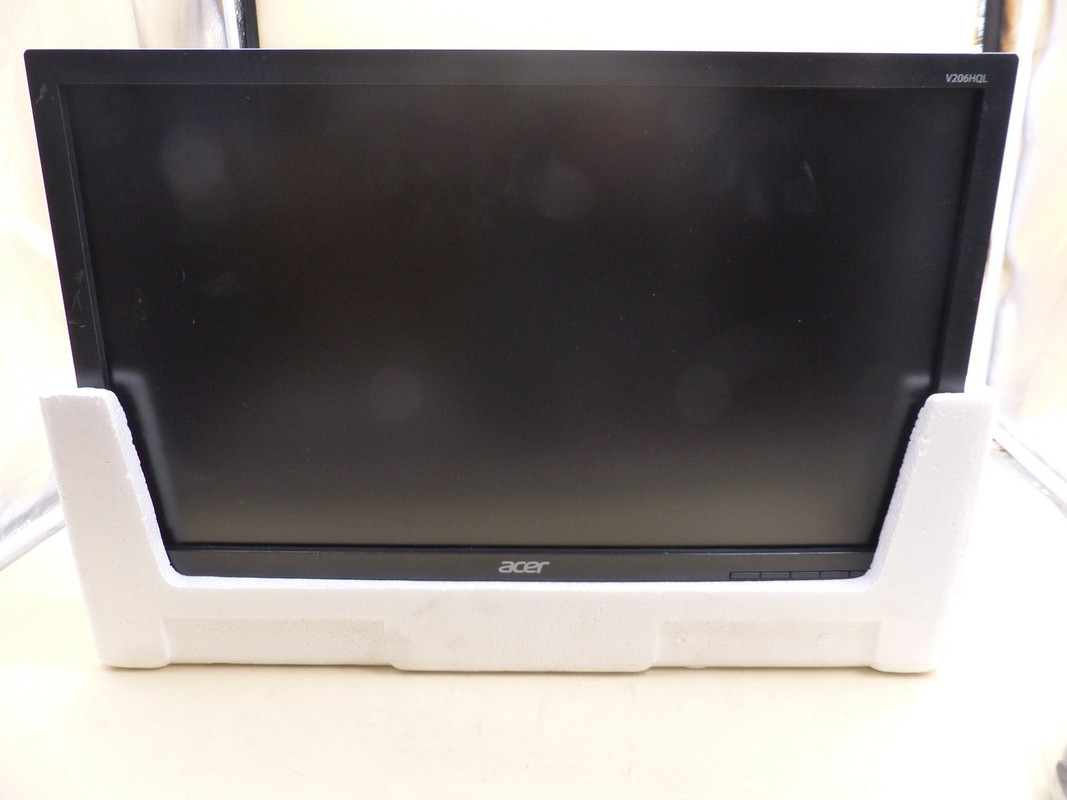 ACER V6 23.6" HD MONITOR 1920X1080 Q44GA138-786-01D-00H1/A