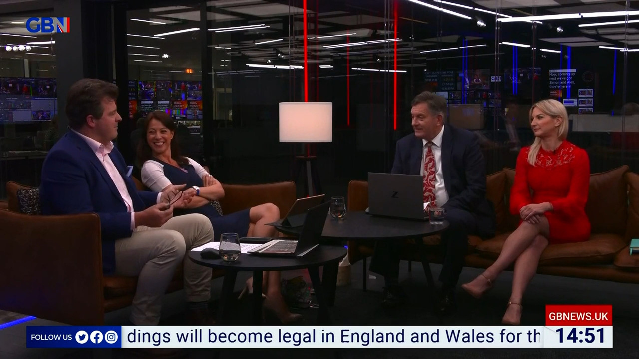 06.21 - 12.00.00 - DePiero & Halligan. What makes Britain tick. The n..._003.ts_snapshot_03.05.108