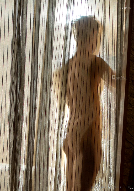 087