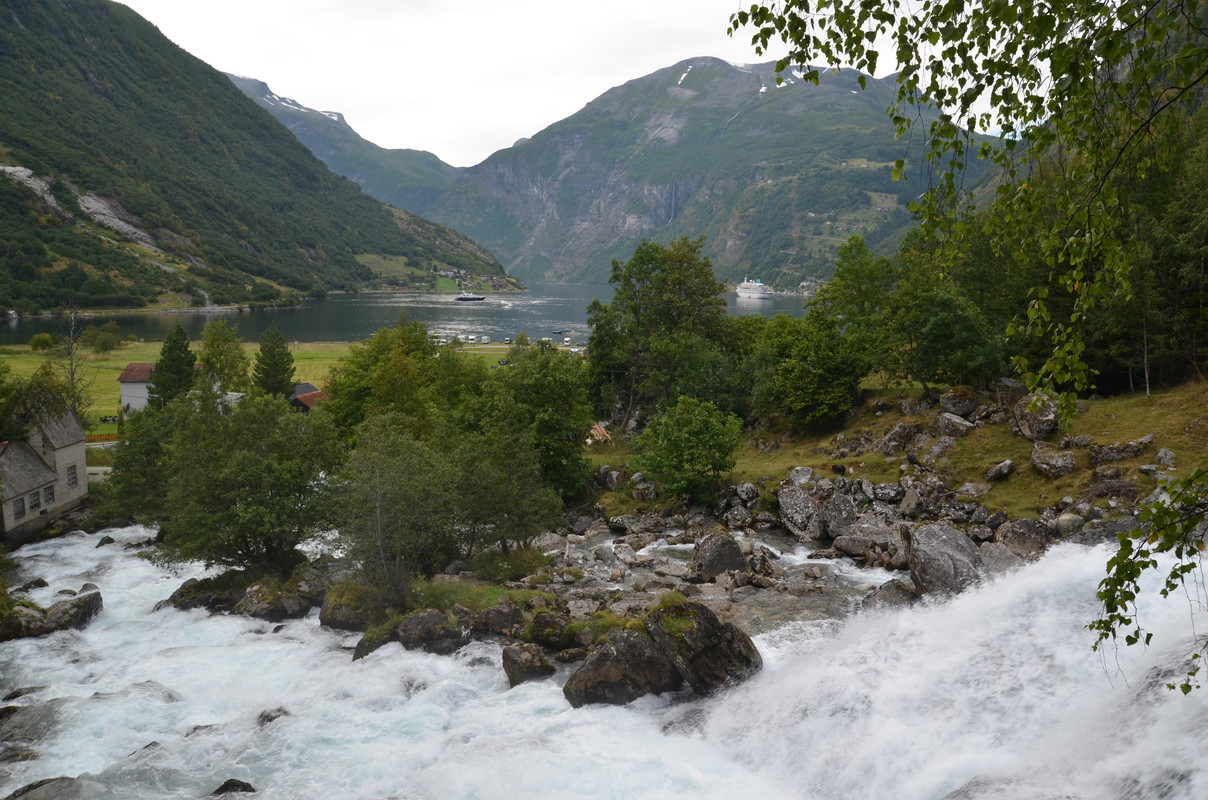 Noruega 10 días de cabañas y con niños - Blogs de Noruega - ETAPA 3- Geiranger- Granja de Herdalssetra (13)