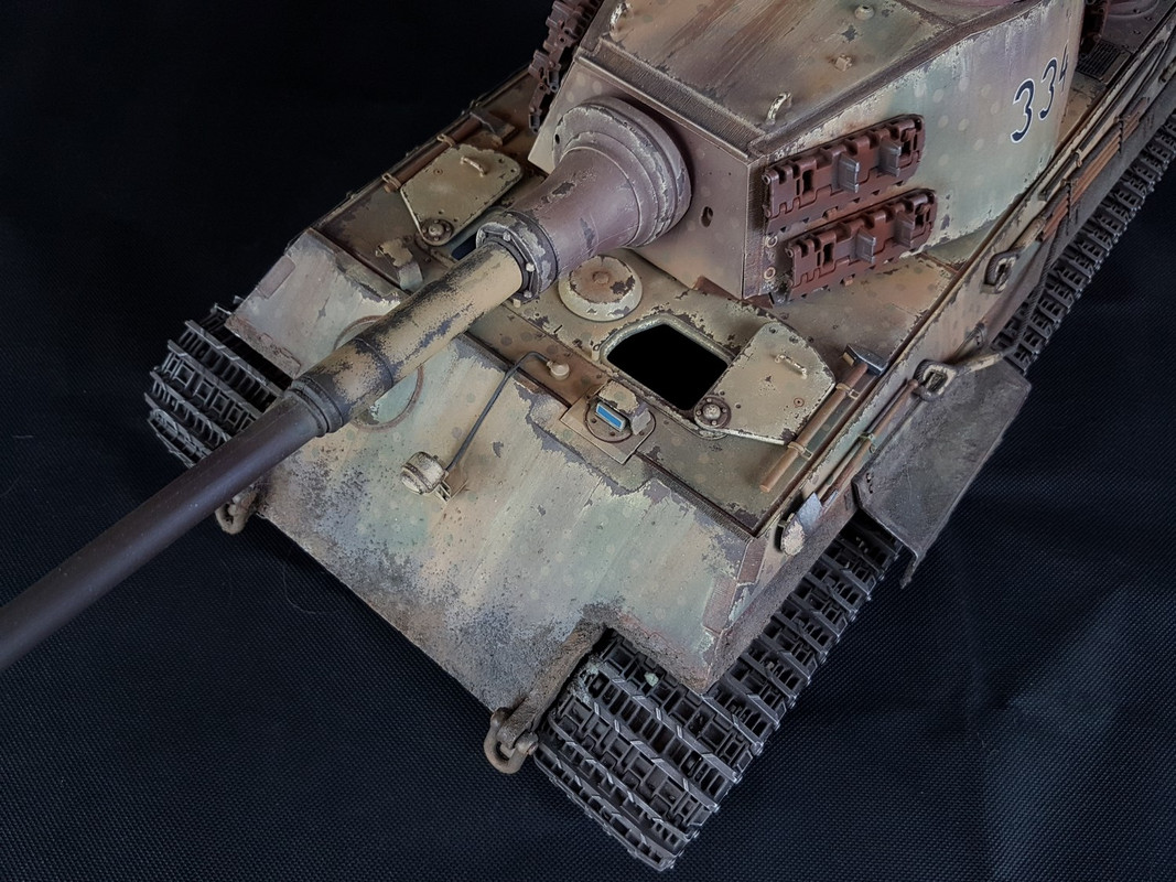 1/16 Built Famous Tiger II '334' Battle of Ardennes 1944/45 1/16 Built Famous Tiger II '334' Battle of Ardennes 1944/45