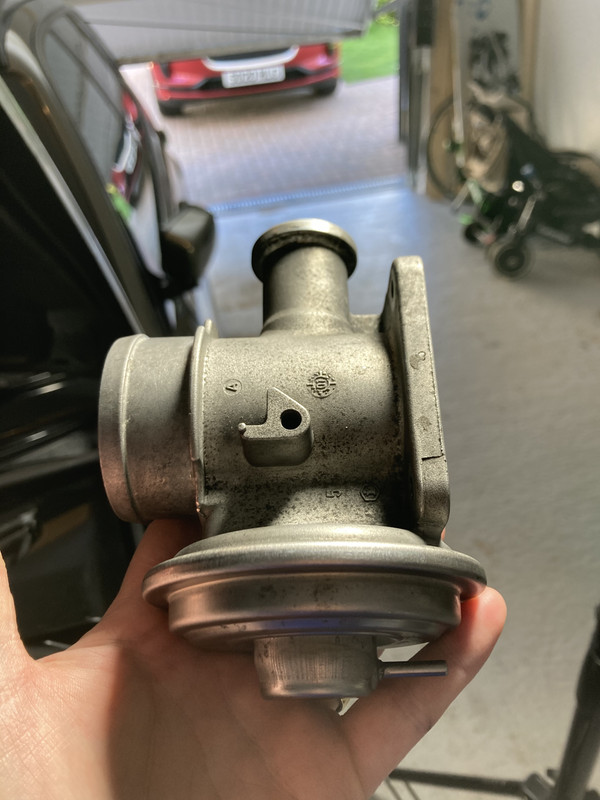 35F28C22-2070-4254-8086-653CC9A6CC33