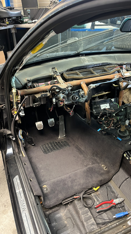 F63903F5-1278-4EAA-B297-B66BC710703D