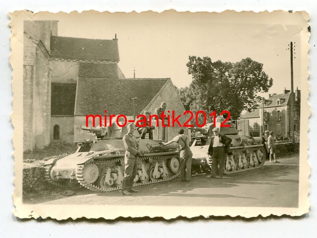 Foto, Wehrmacht, erbeutete Hotchkiss H-39, Épois