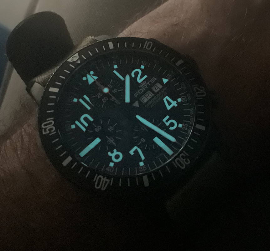 E406E6A9-2825-42E1-ABFF-3FBB0D81C238