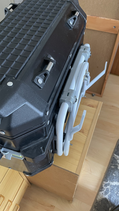 71E87A31-DE1E-42FA-9FB5-E85ECA3876CC