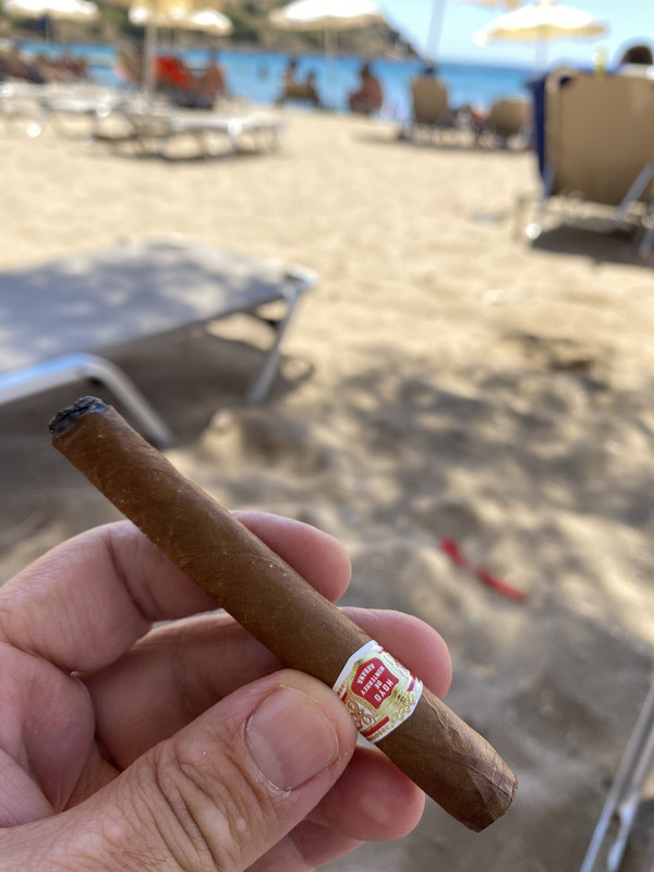 279E9B12-EB72-4F00-B3AA-3A2CB37FE1B3