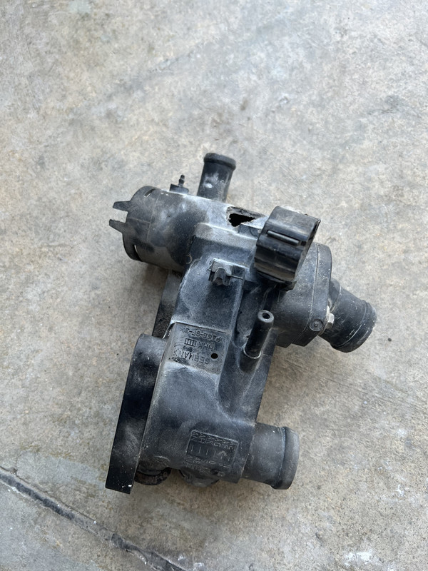 94708D74-BE3F-45C0-9FEA-35657682D8B0