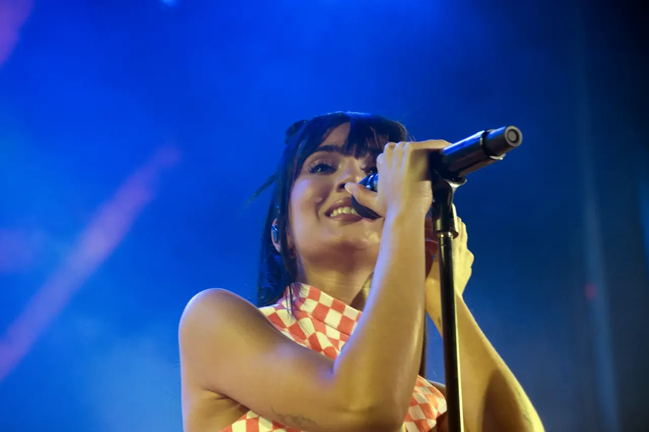Aitana 7